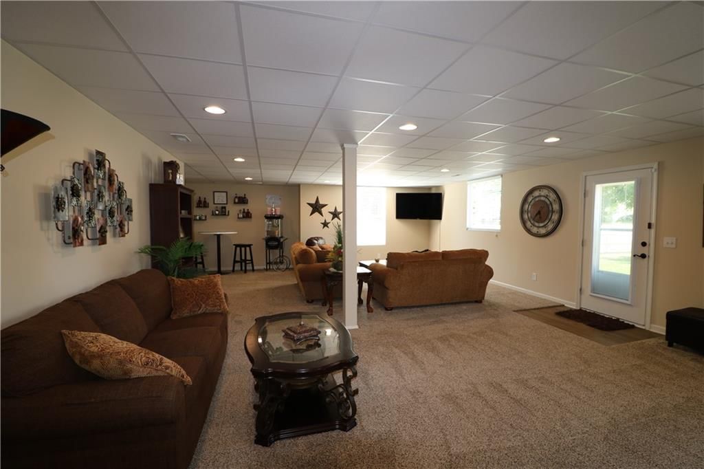4703 Wilshire Drive N — photo 31