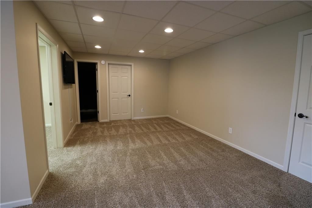 4703 Wilshire Drive N — photo 42