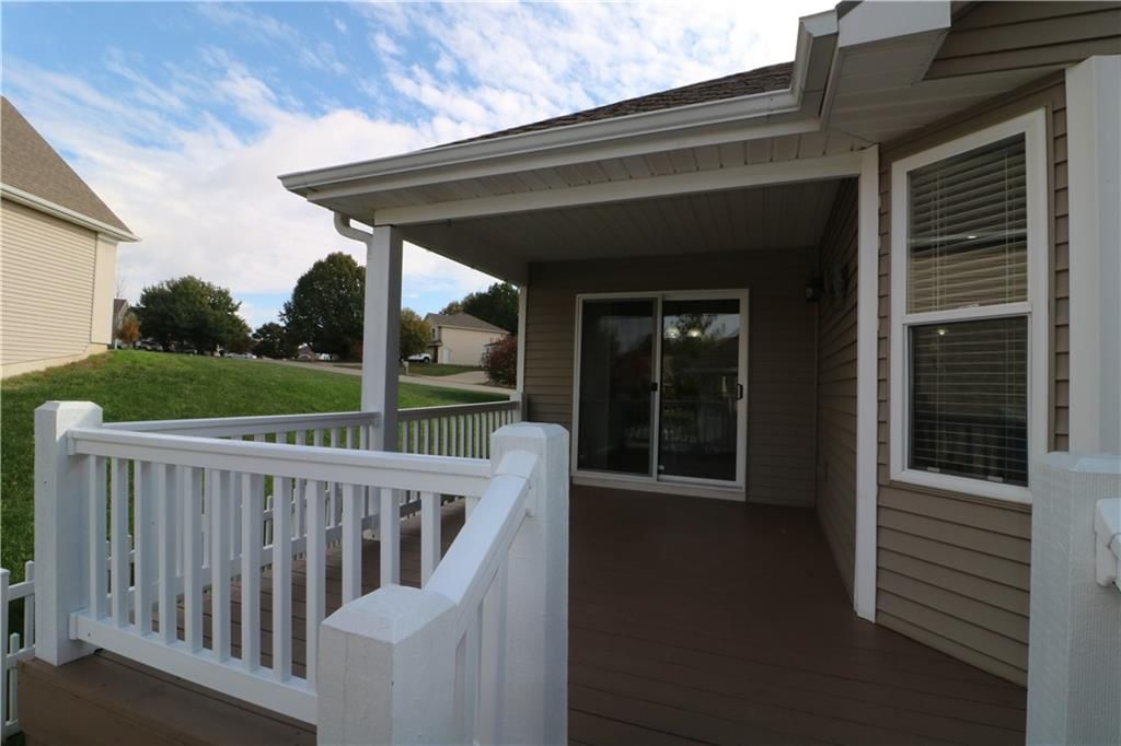 4703 Wilshire Drive N — photo 55