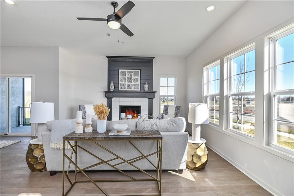 2251 W Dartmouth Street — photo 11