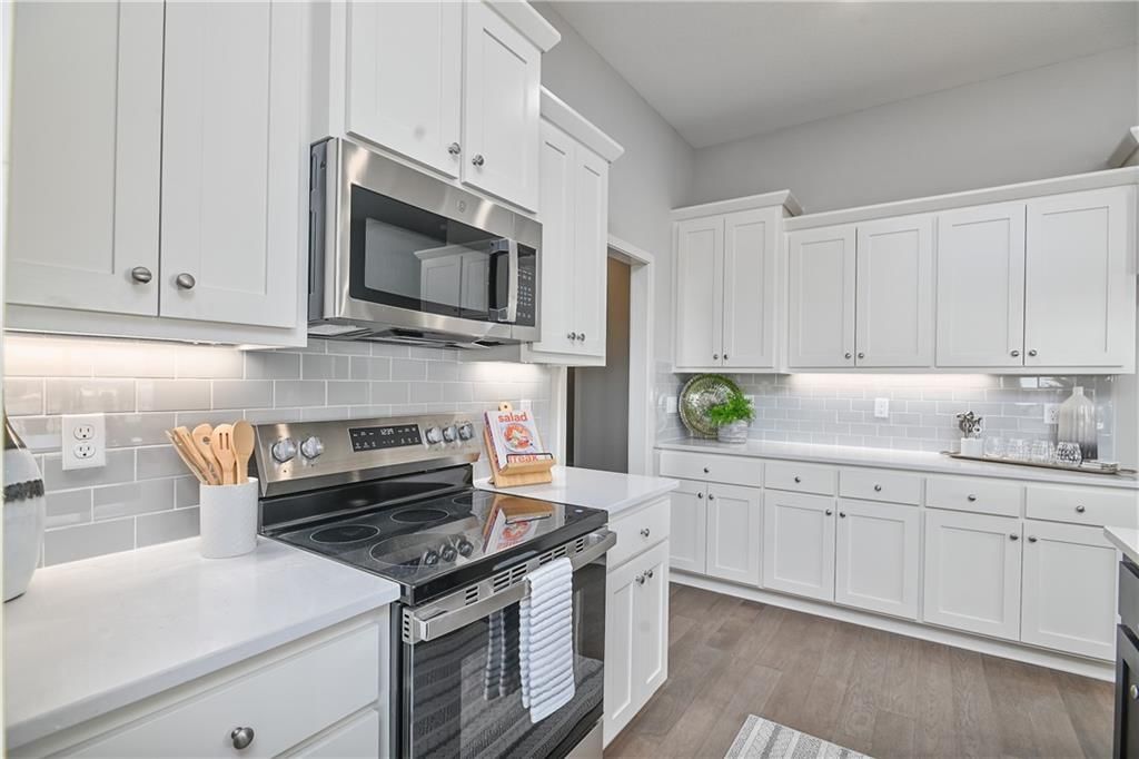 2251 W Dartmouth Street — photo 25