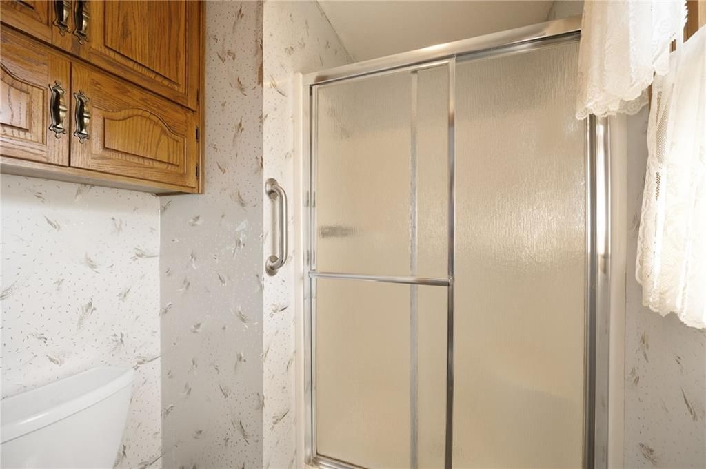 Photo 27 of 34 - 3713 NE 77th Street