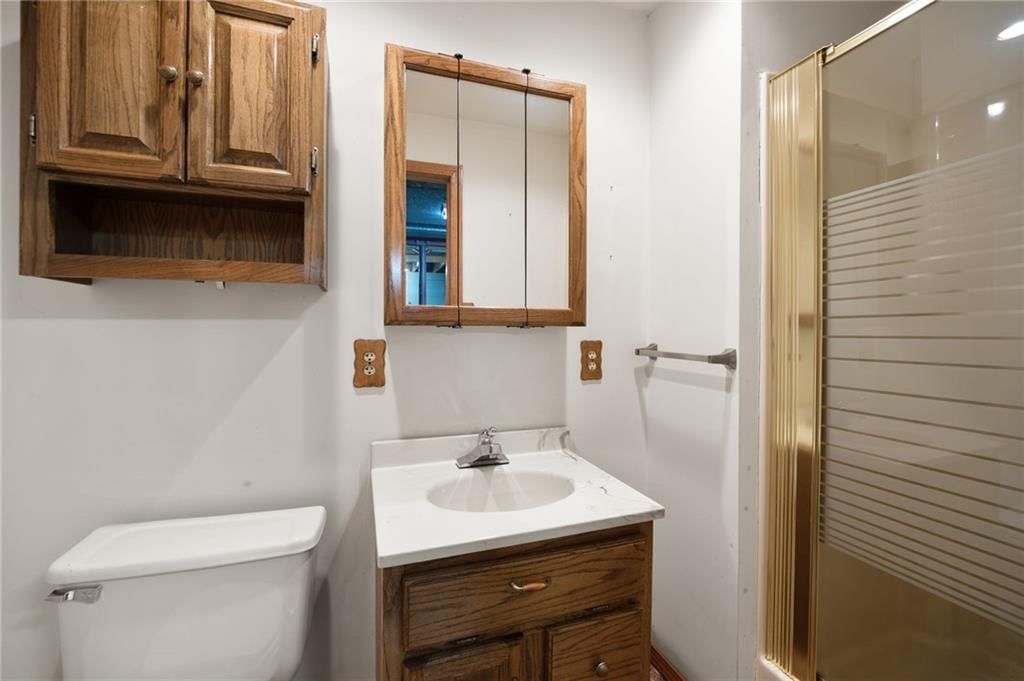 Photo 30 of 34 - 3713 NE 77th Street