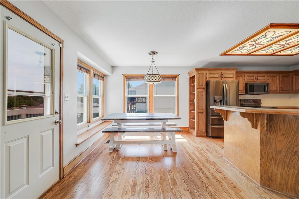 Photo 7 of 35 - 803 SW Brome Drive