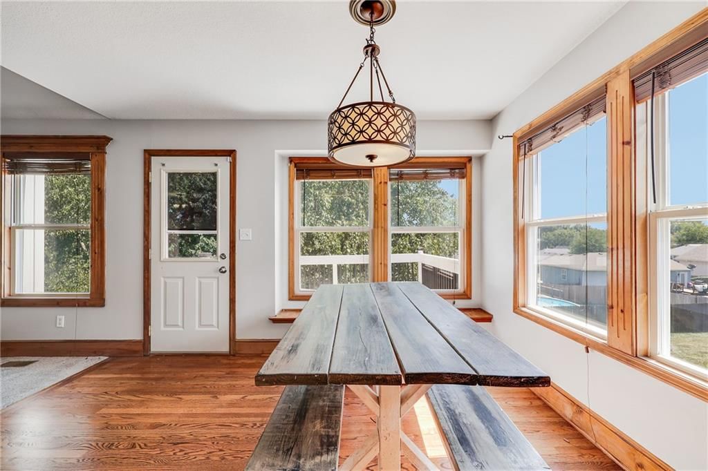 Photo 8 of 35 - 803 SW Brome Drive