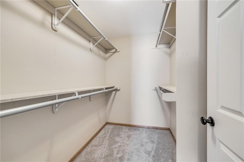 Photo 11 of 35 - 803 SW Brome Drive