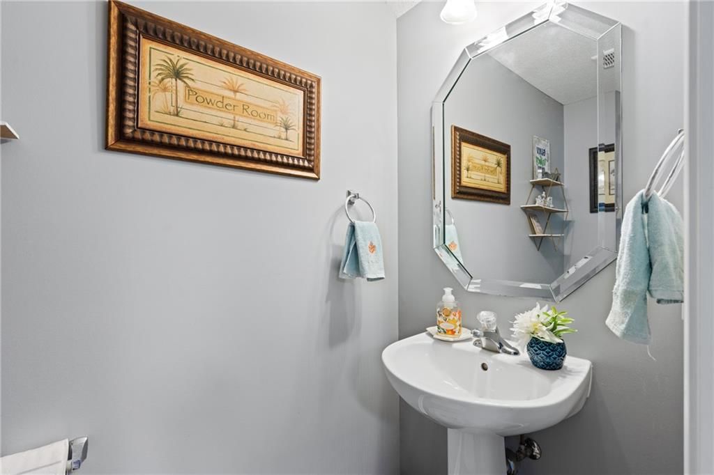 5507 N Fairmount Avenue — photo 17