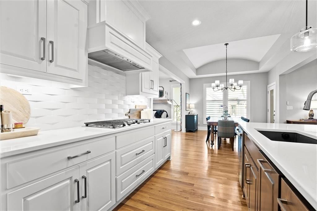 9268 Brownridge Street — photo 14