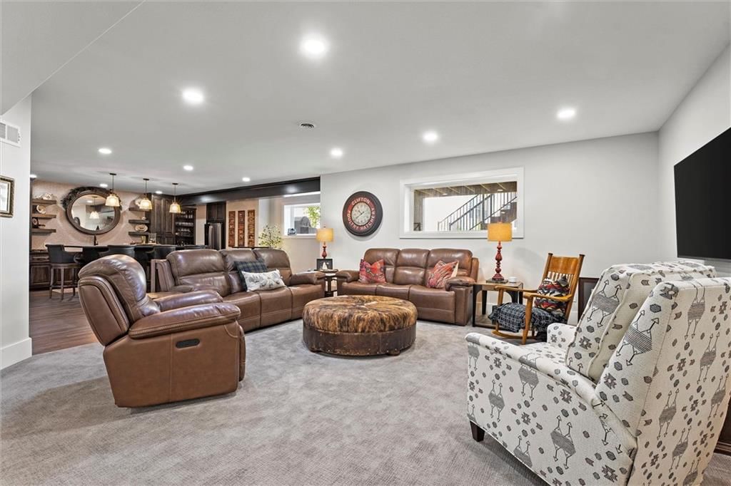 9268 Brownridge Street — photo 35