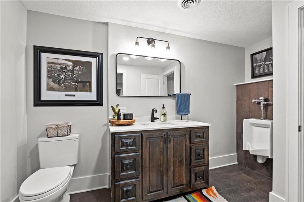 9268 Brownridge Street — photo 46