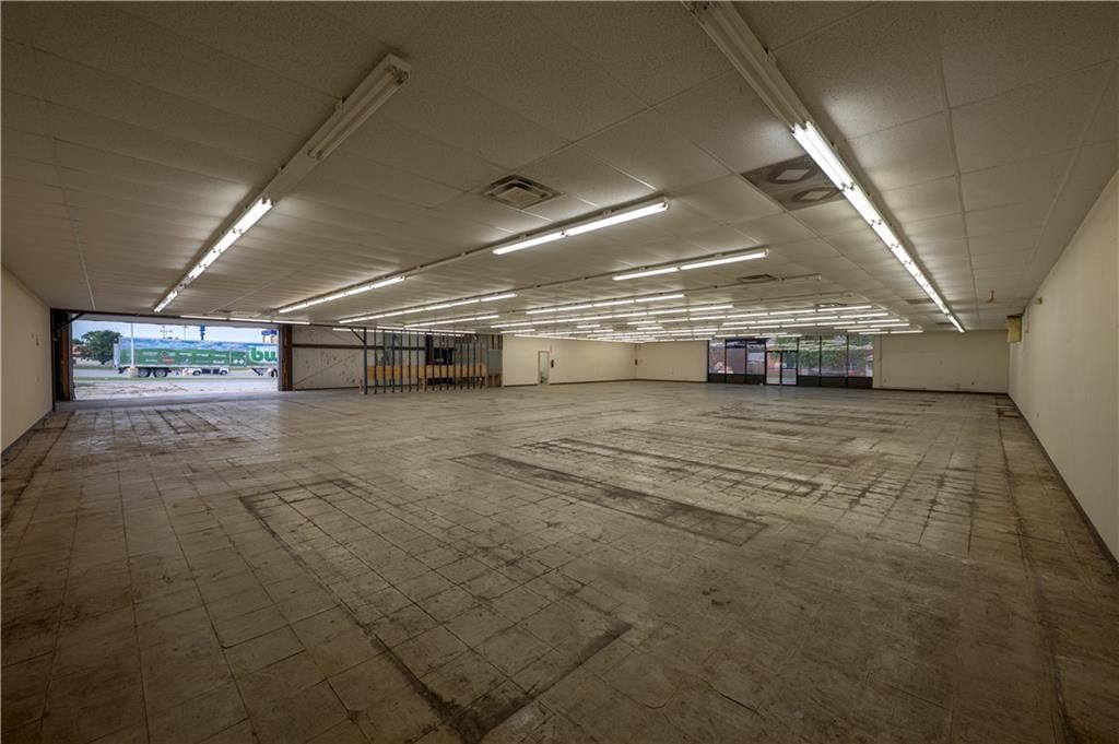901 Lewark Street — photo 12
