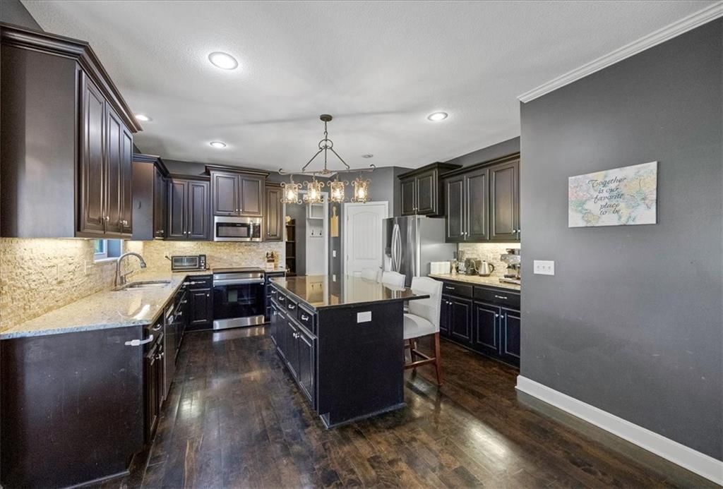 Photo 10 of 41 - 1804 Archer Drive