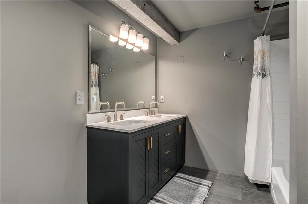 360 W Pershing Road — photo 18