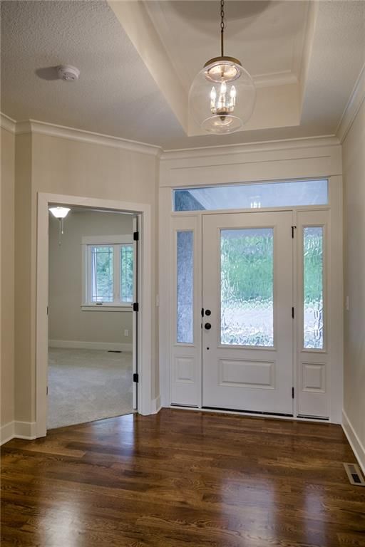 2411 W 177th Terrace — photo 3