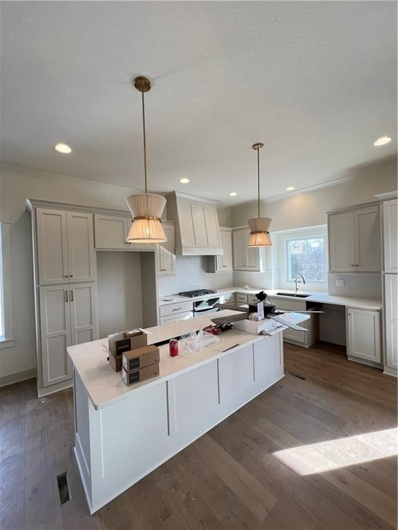 2411 W 177th Terrace — photo 37