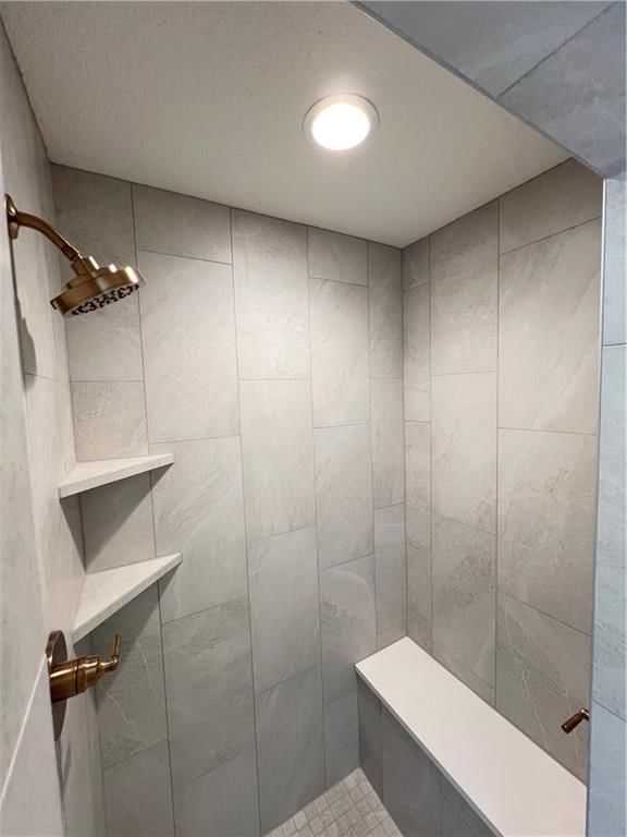 2411 W 177th Terrace — photo 43