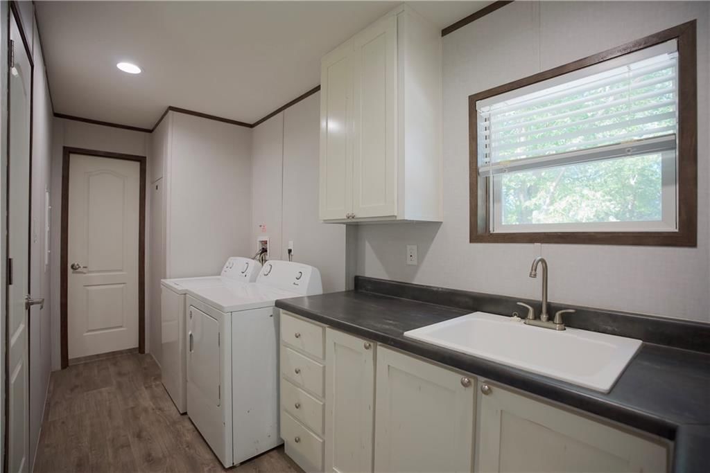 29290 Oxford Road — photo 30
