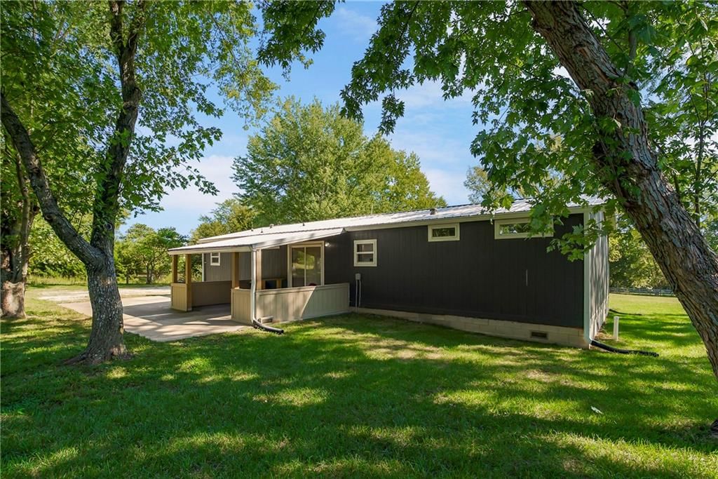 29290 Oxford Road — photo 45