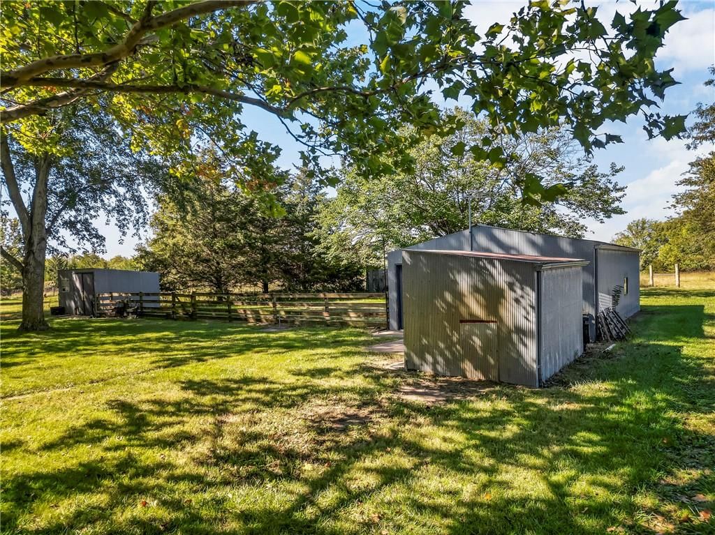 29290 Oxford Road — photo 48