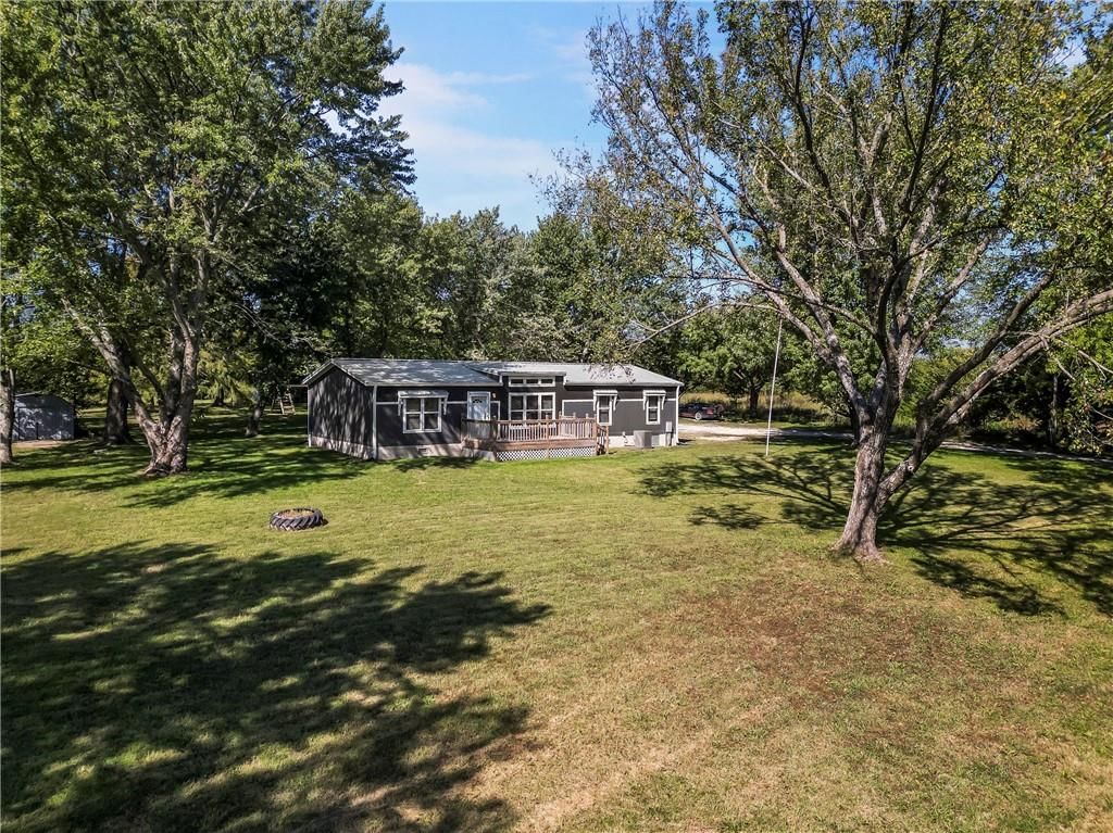 29290 Oxford Road — photo 51