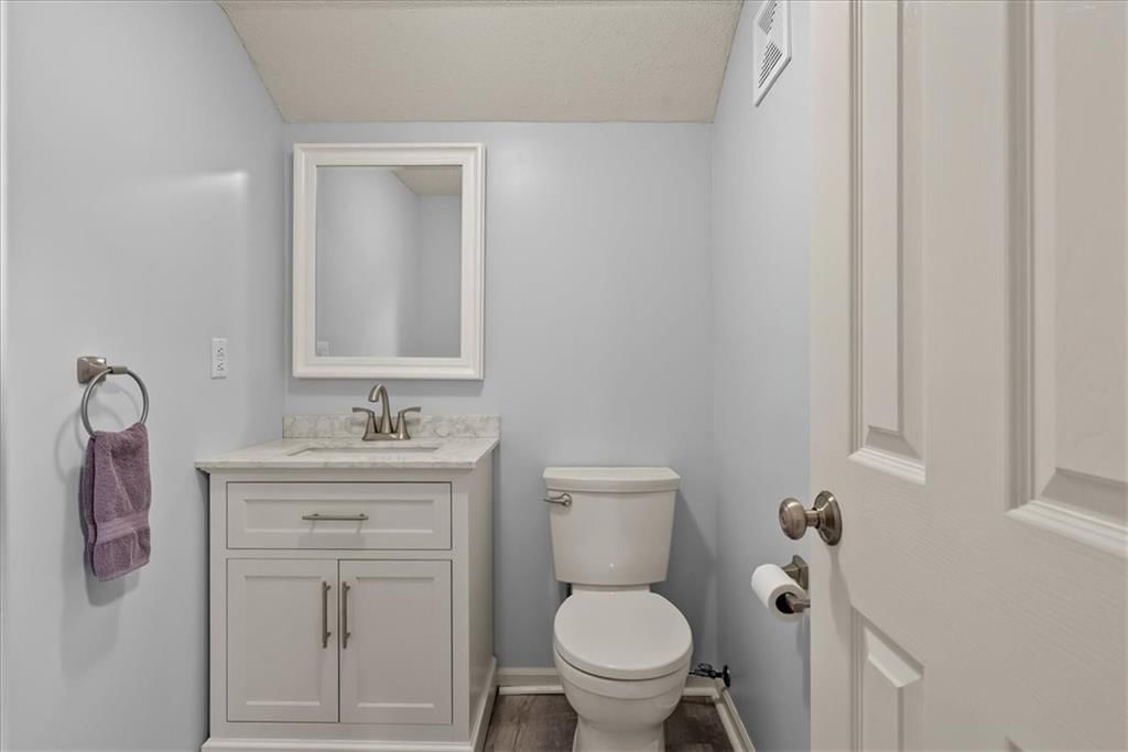 503 Blythe Street — photo 23