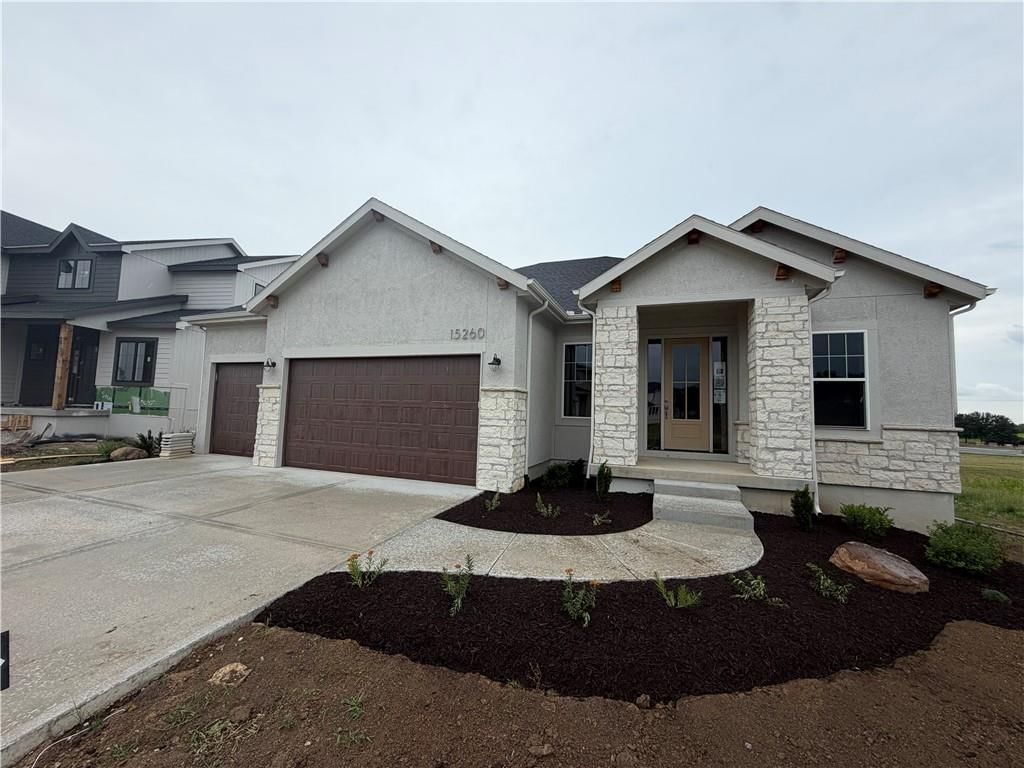 15260 W 161st Court — photo 2