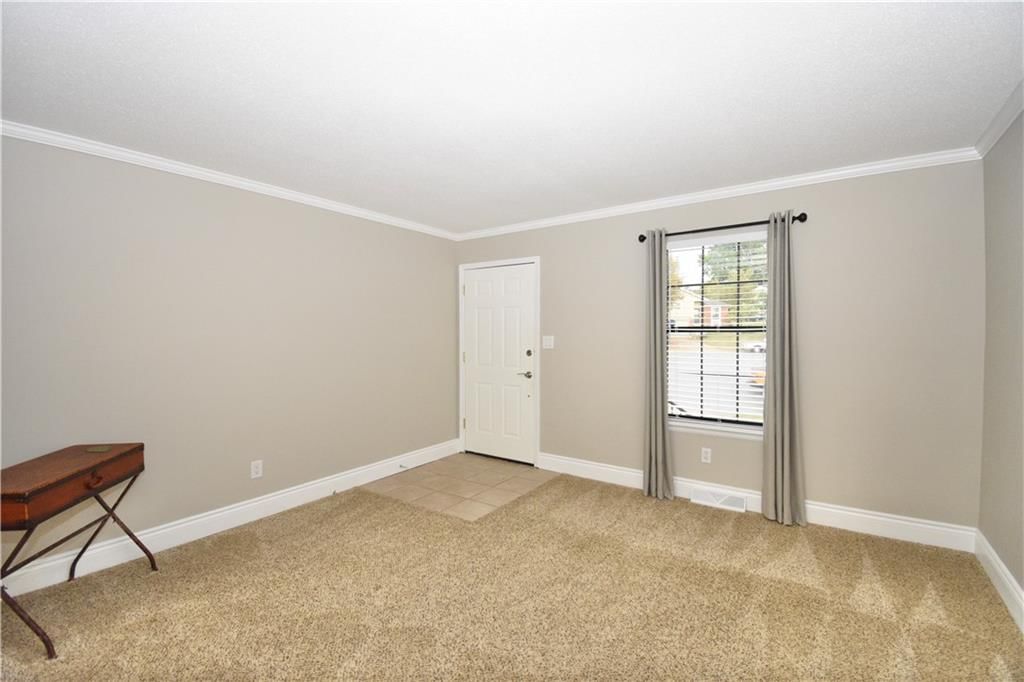 5418 NW 86th Terrace — photo 6