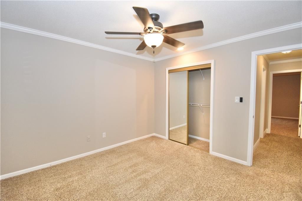 5418 NW 86th Terrace — photo 16