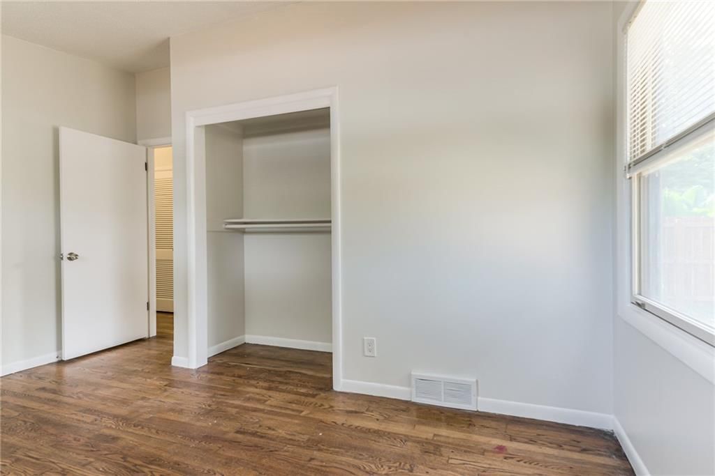 13907 W 92nd Terrace — photo 12