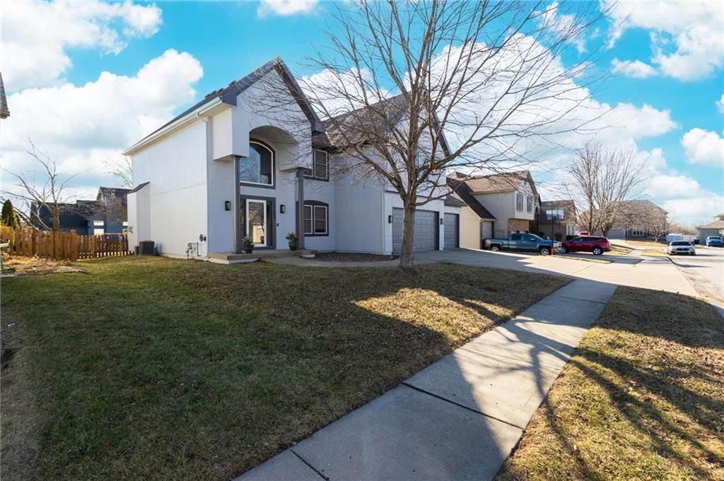 25609 E 31st Terrace — photo 3