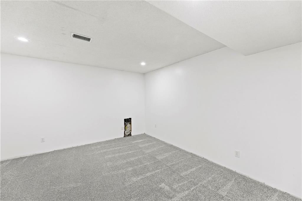 26949 Moonlight Road — photo 38
