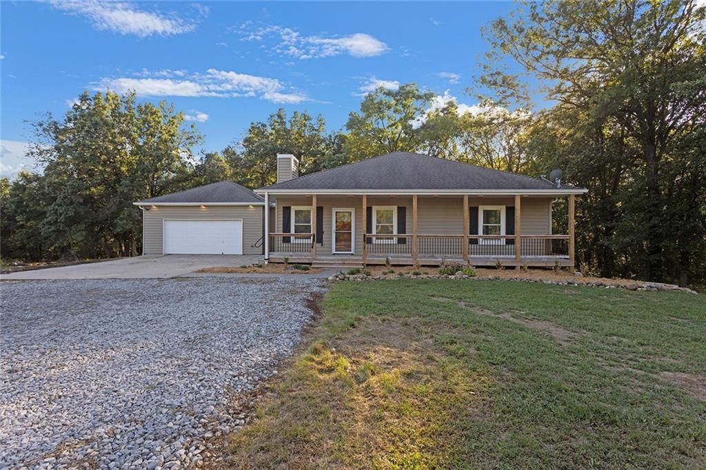 Photo 8 of 48 - 7355 SE Timberlake Court