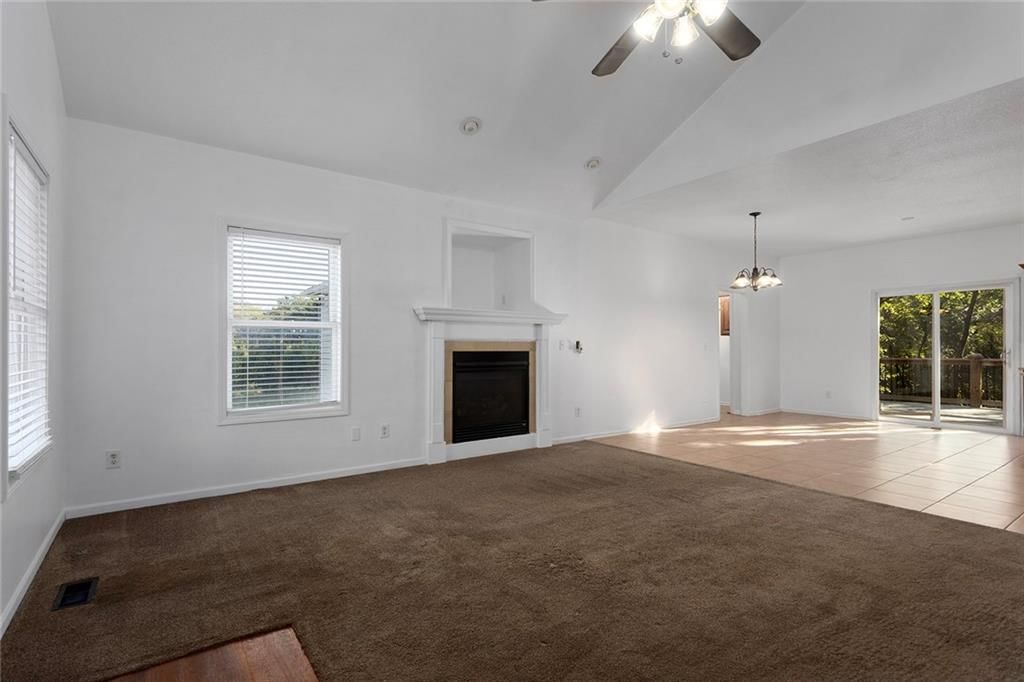 Photo 12 of 48 - 7355 SE Timberlake Court