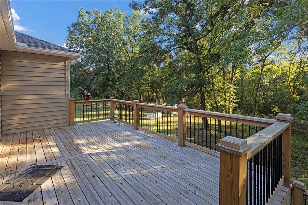 Photo 24 of 48 - 7355 SE Timberlake Court