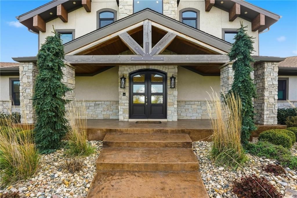 10807 NW Tiffany Springs Road — photo 7