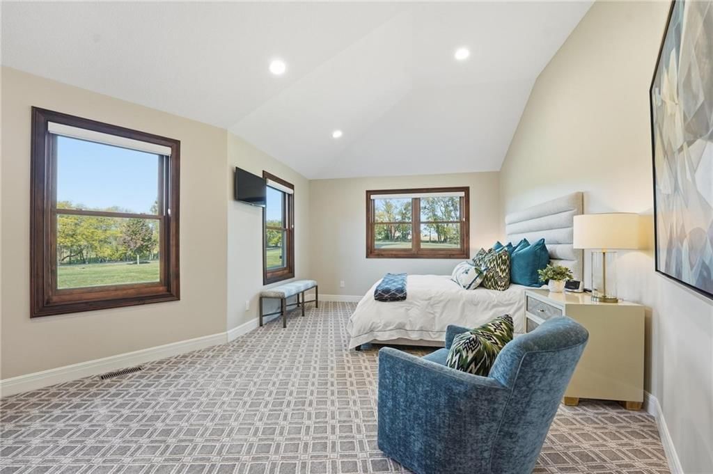 10807 NW Tiffany Springs Road — photo 38