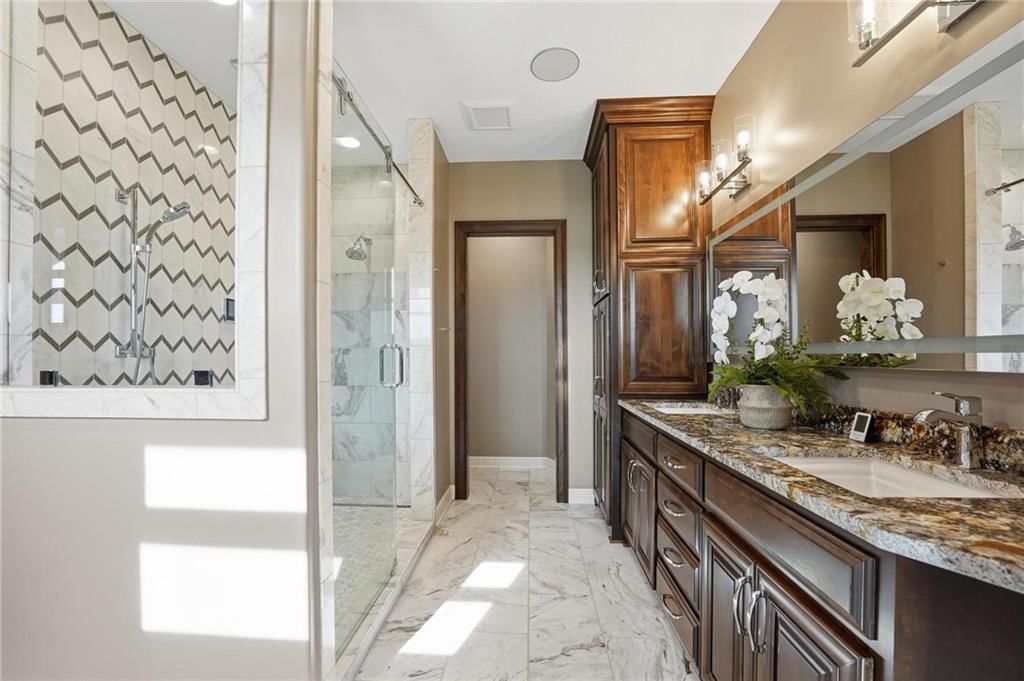 10807 NW Tiffany Springs Road — photo 48