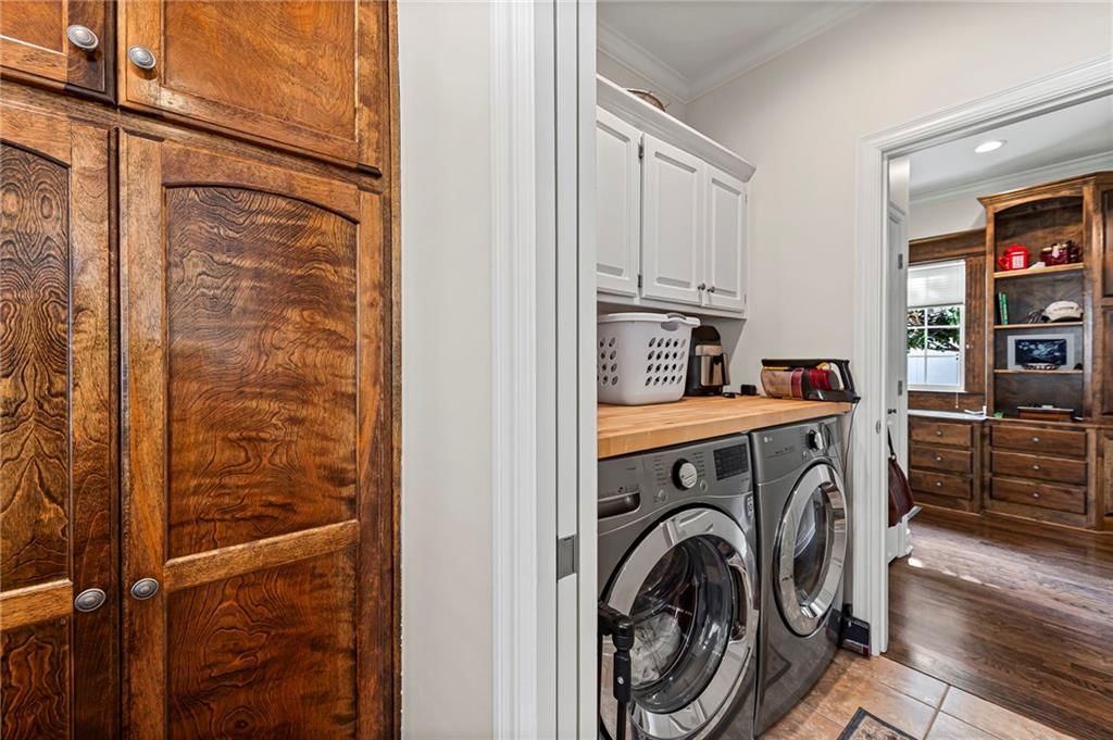 5264 W 150th Terrace — photo 46