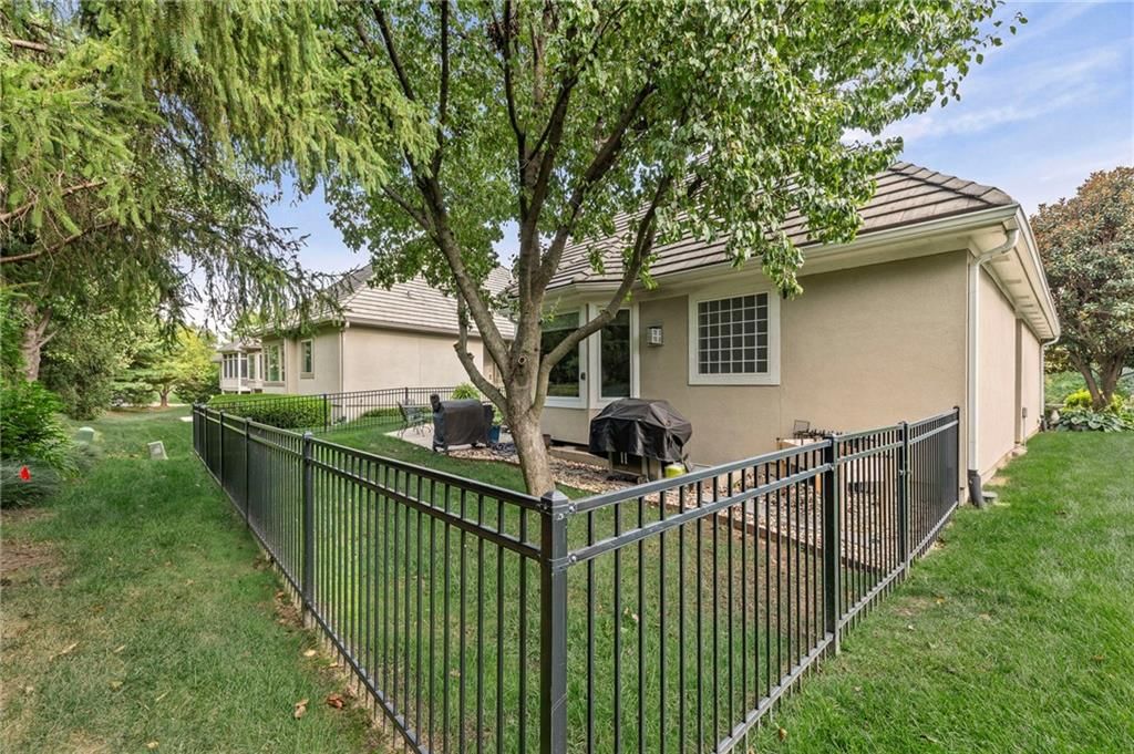 5264 W 150th Terrace — photo 50
