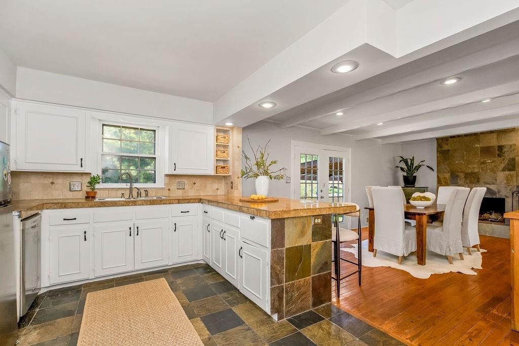 11107 Grand Avenue — photo 13