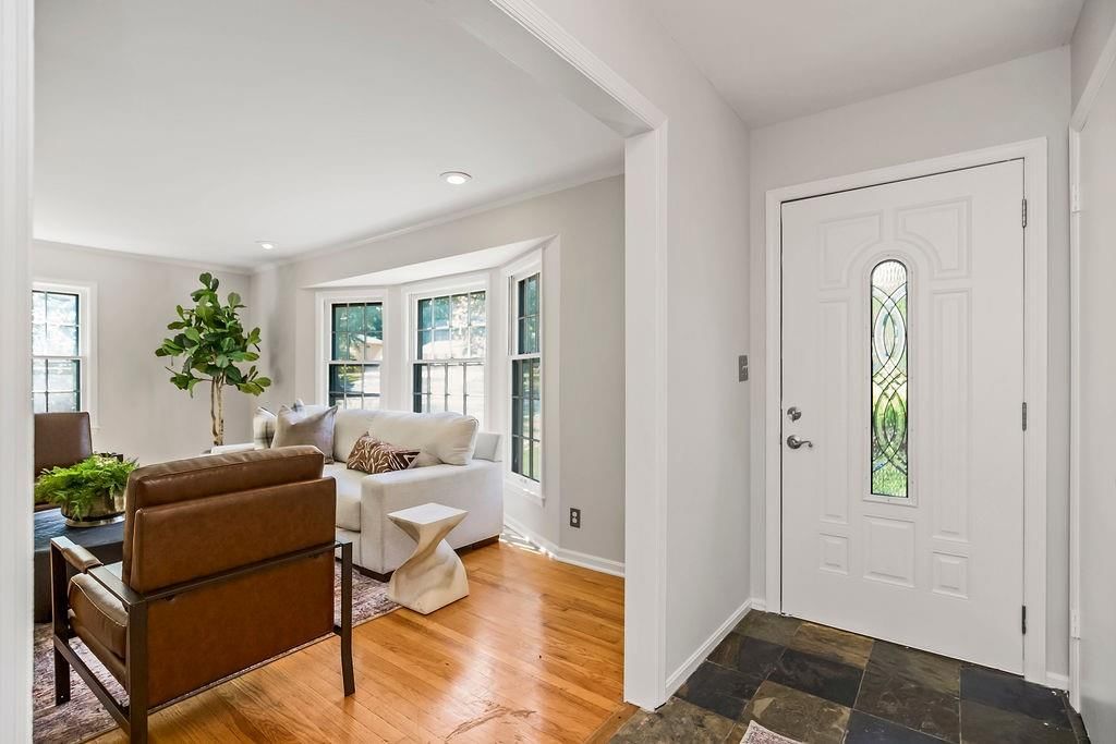 11107 Grand Avenue — photo 22