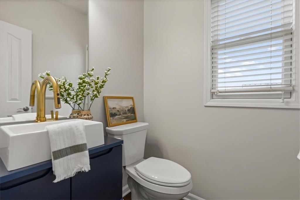 5833 Longview Street — photo 15