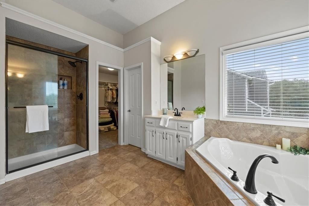 5833 Longview Street — photo 20