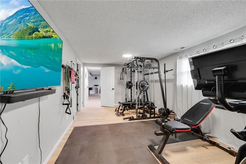 Photo 13 of 44 - 27006 E Argo Road