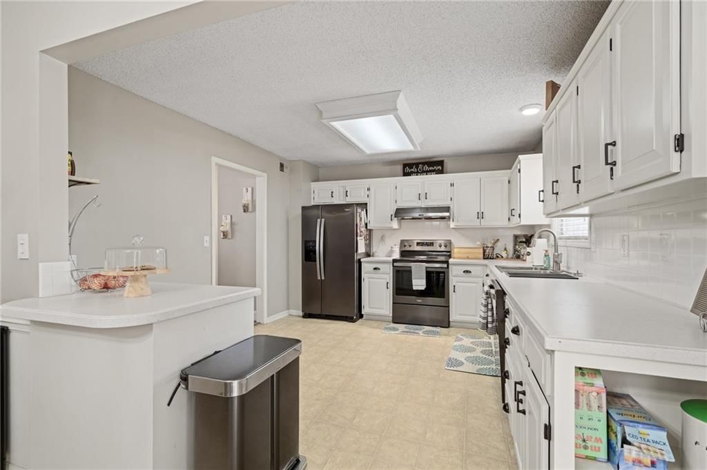 303 KIMBERLY Drive — photo 11