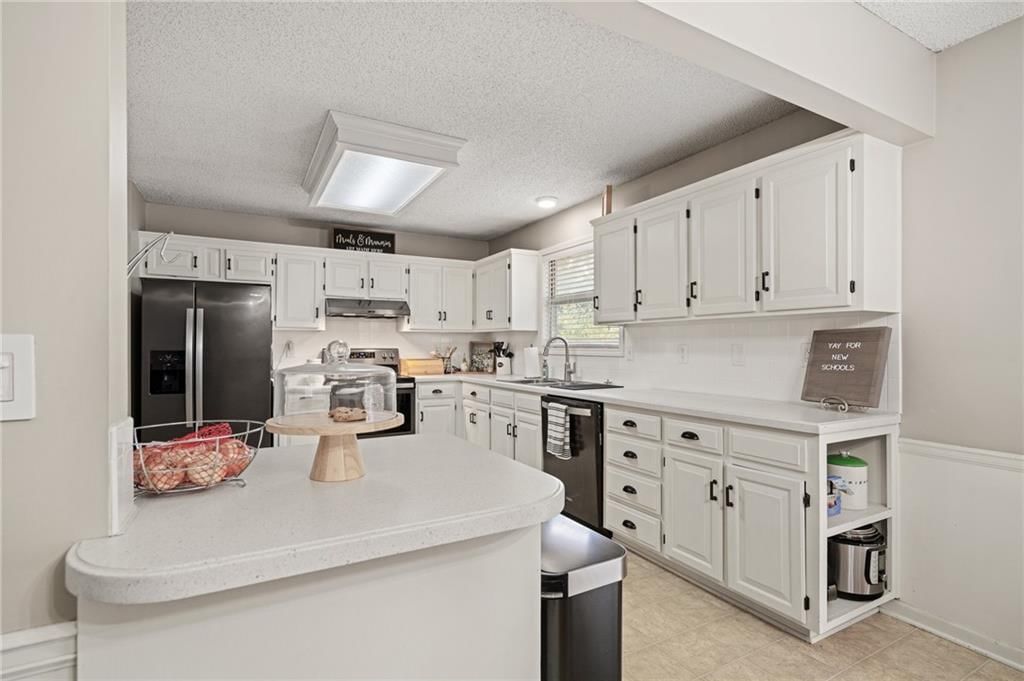 303 KIMBERLY Drive — photo 12