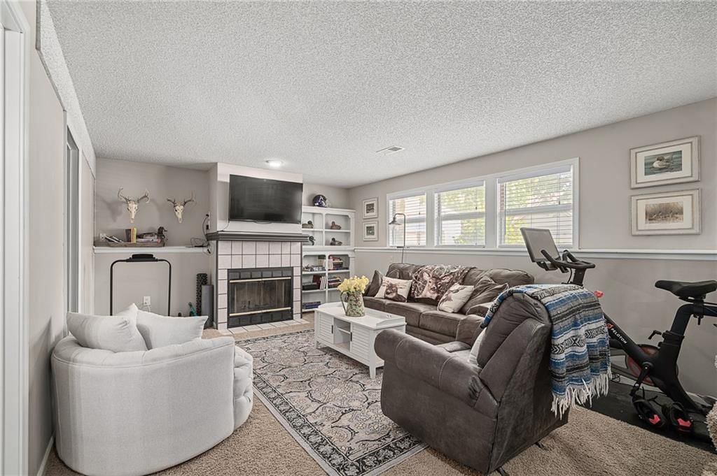 303 KIMBERLY Drive — photo 34