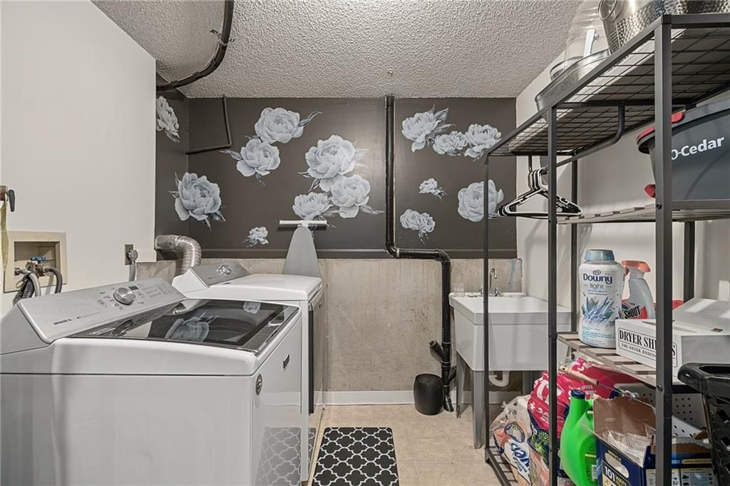 303 KIMBERLY Drive — photo 40