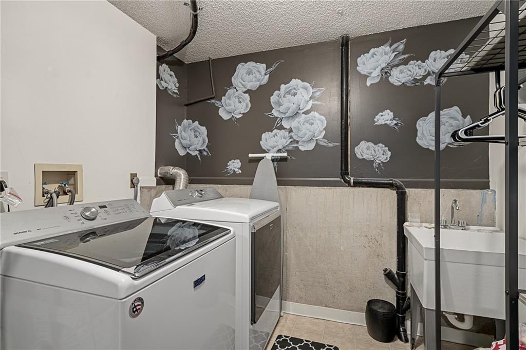 303 KIMBERLY Drive — photo 41