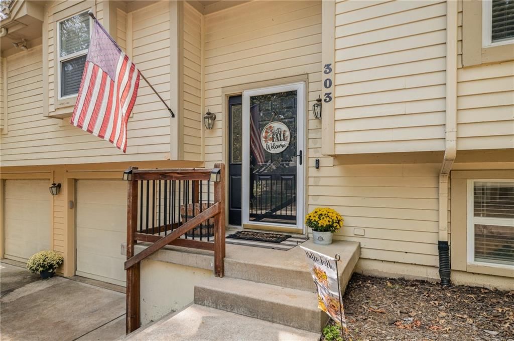 303 KIMBERLY Drive — photo 43